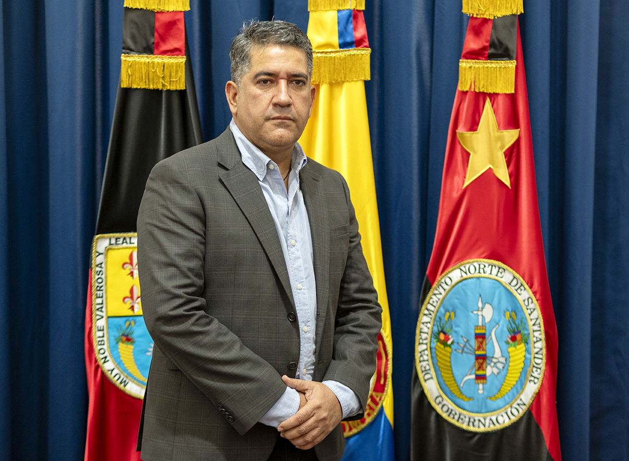 Imagen de perfil del director del ESE Hospital Emiro Quintero Cañizares, Jairo Pinzón López