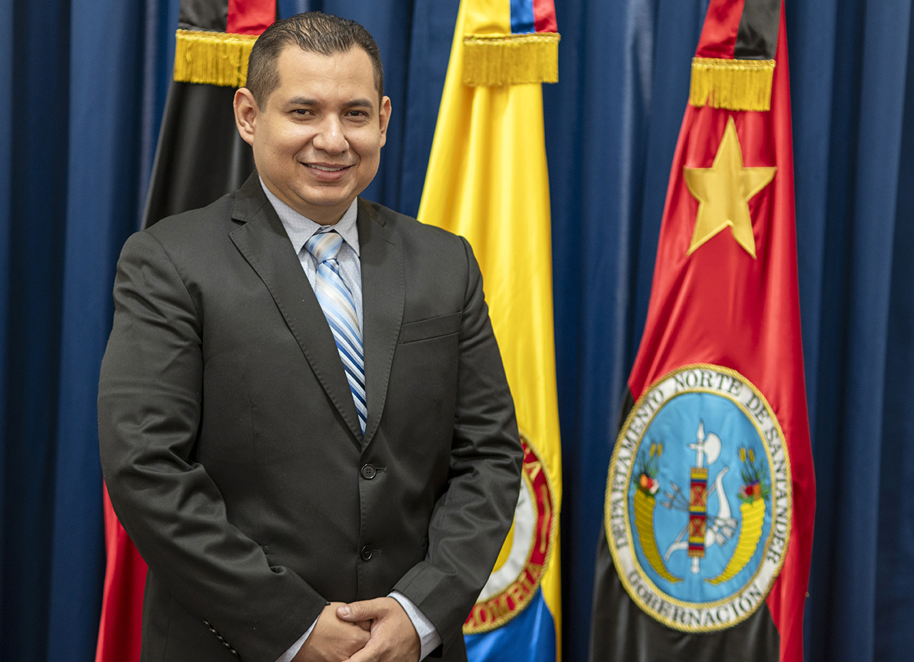 Imagen de perfil de la directora del ESE Hospital Mental Rudesindo Soto, Jesús Emilio Rincón Vera