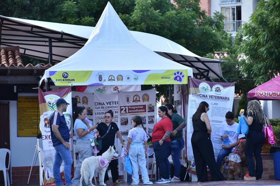 Éxito en Expo+Cotas para celebrar el amor entre humanos y animales