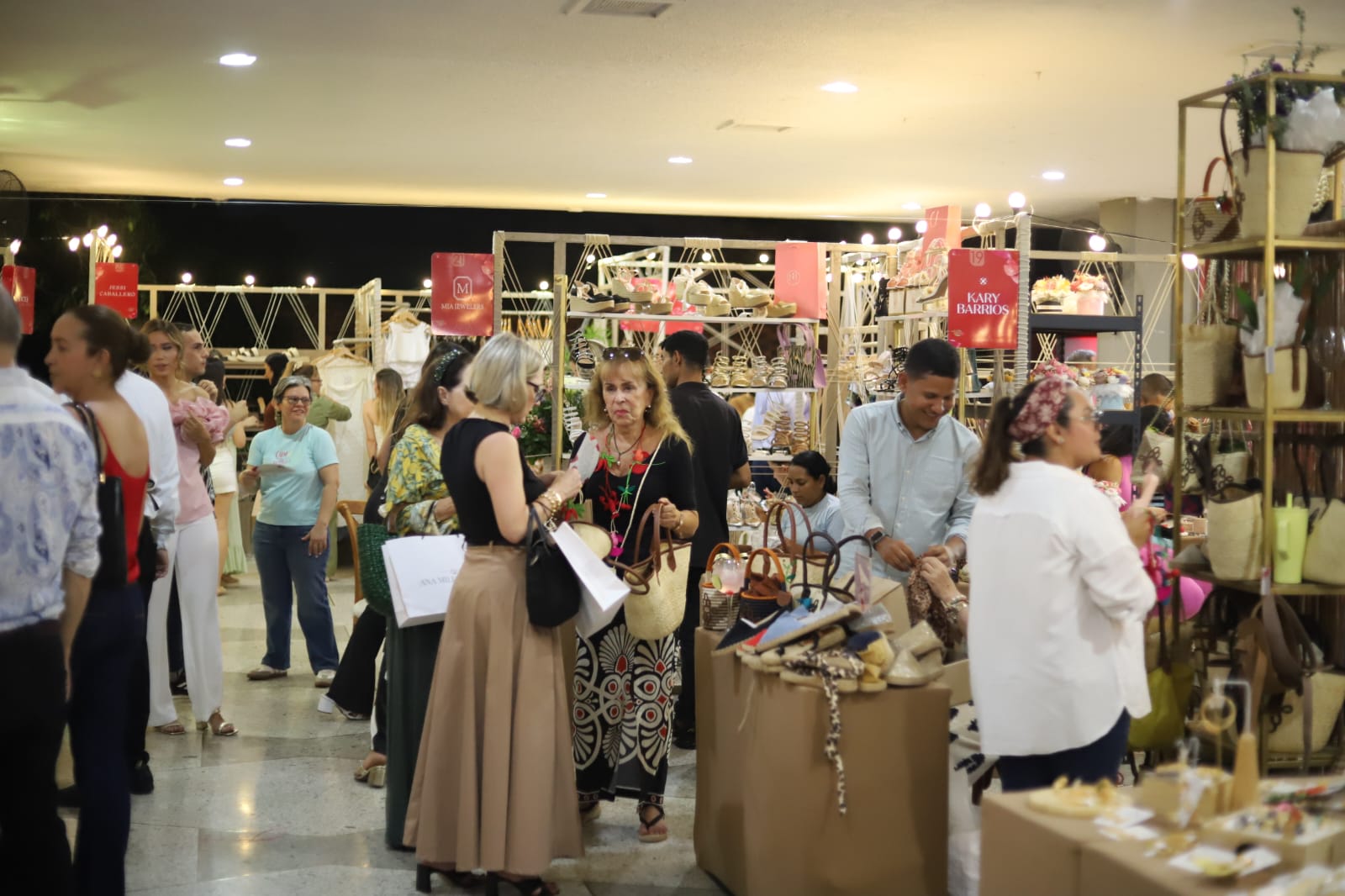 Cerca de 180 millones de pesos movió Aria Bazar
