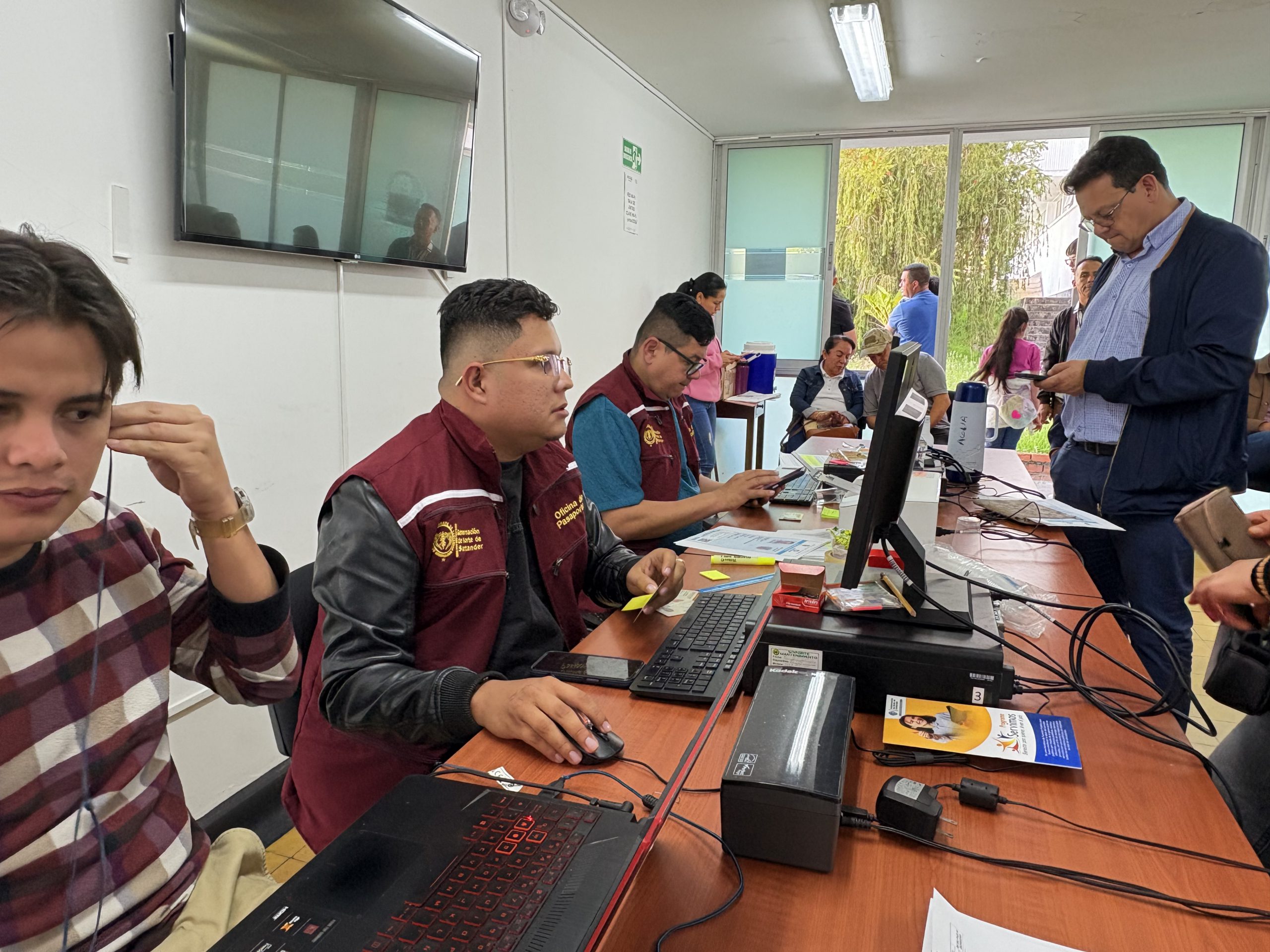 Exitosa II Jornada de Expedición de Pasaportes en Pamplona