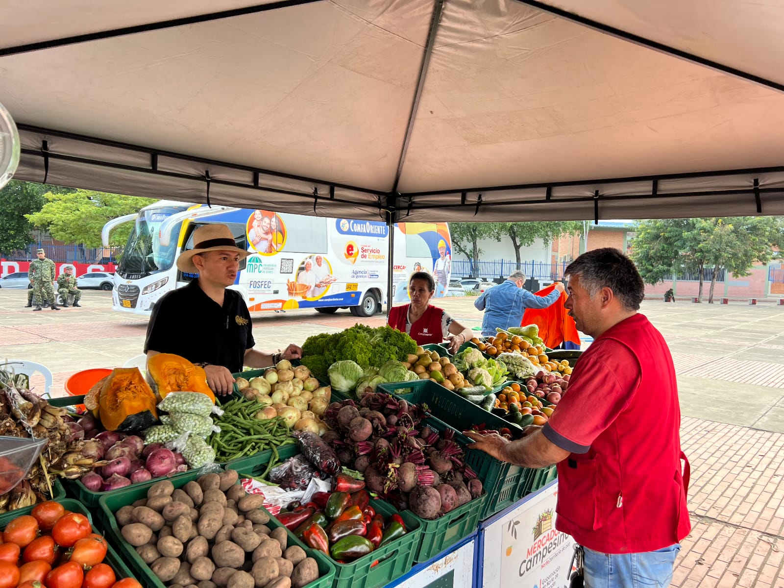 Más de 17 toneladas vendidas en mercado campesino departamental