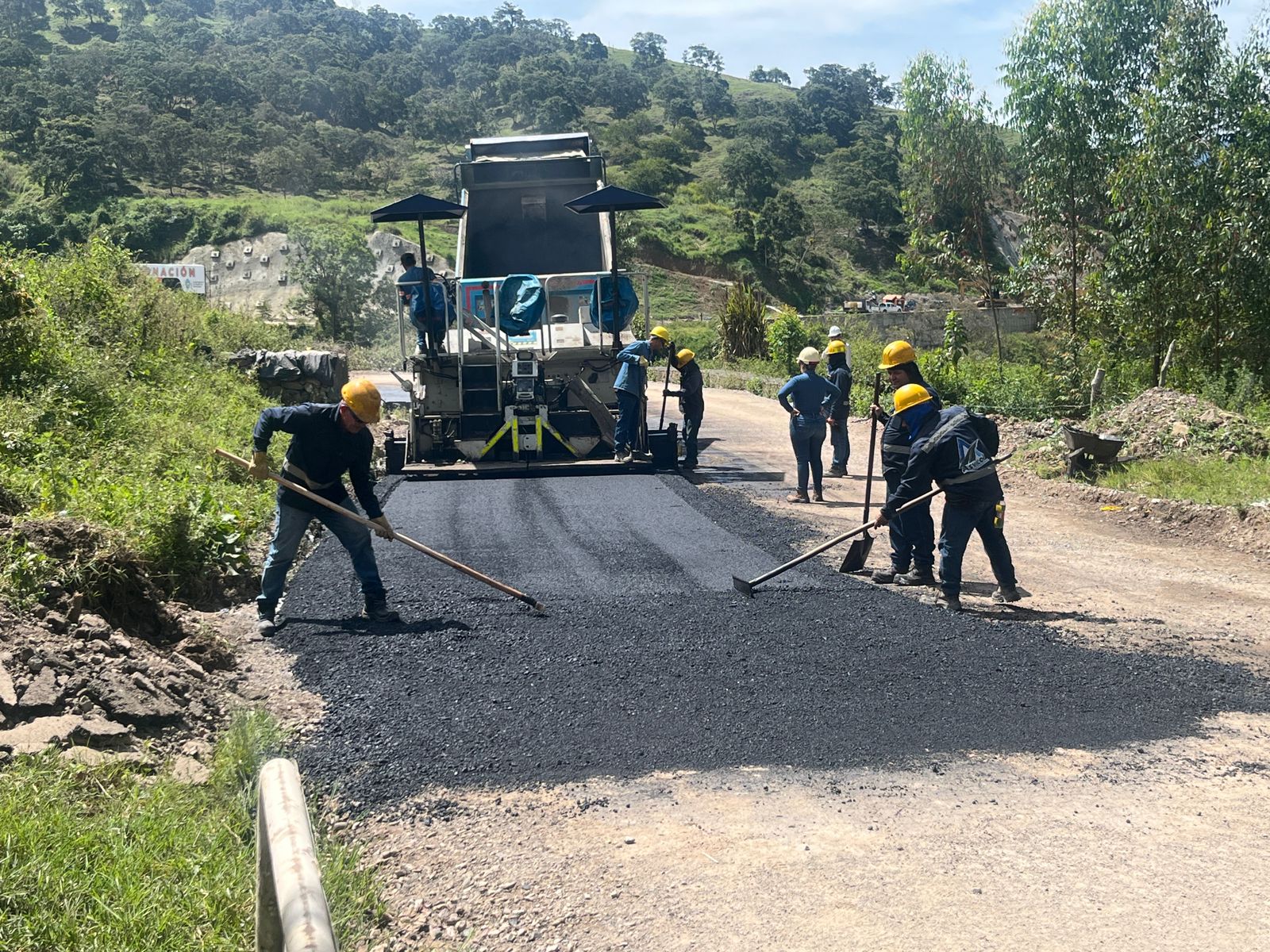 Avanza el mejoramiento de la vía Toledo – Chinácota