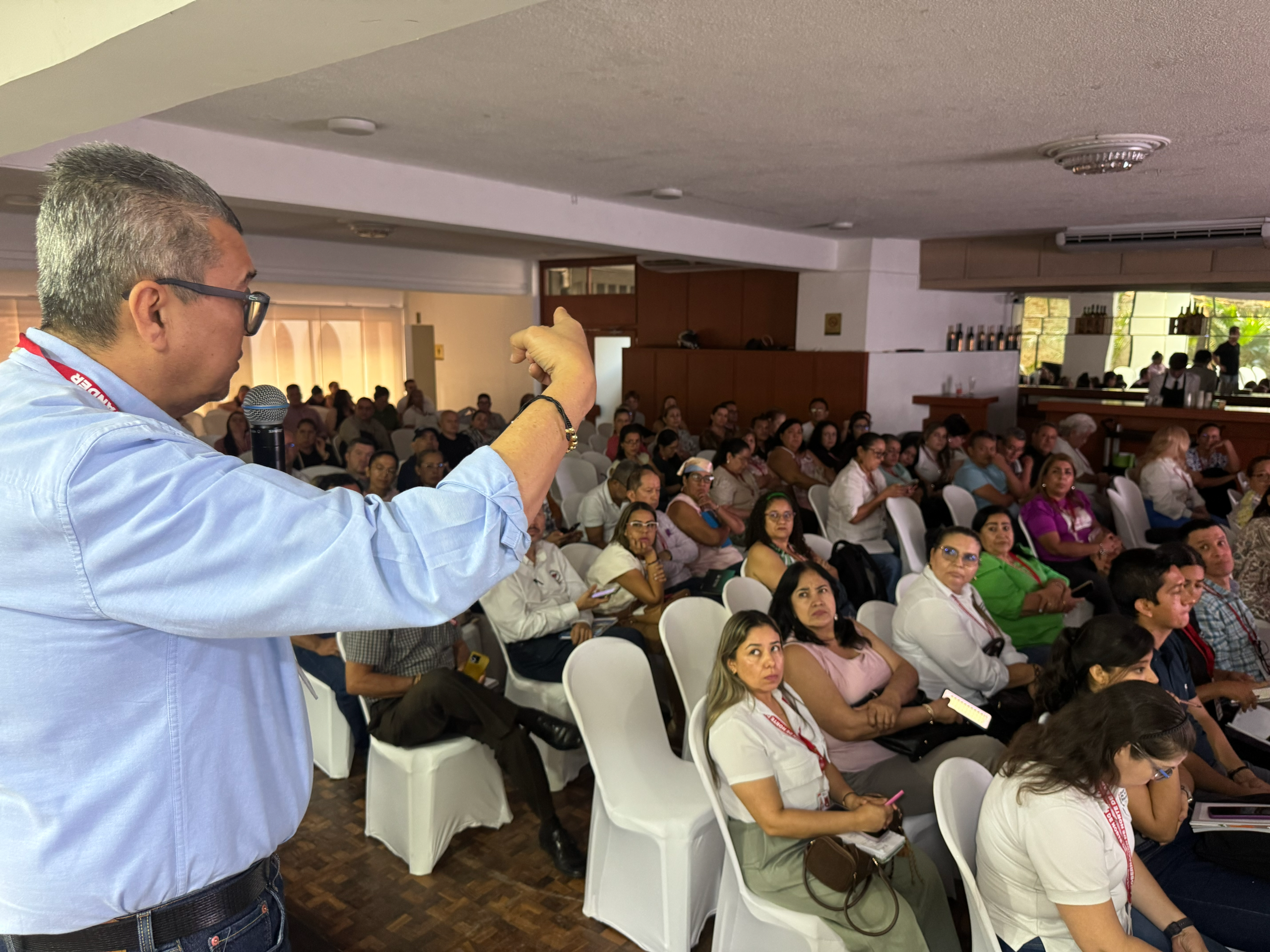 Gobernación y CNSC capacitan a funcionarios para Concurso de Ascenso