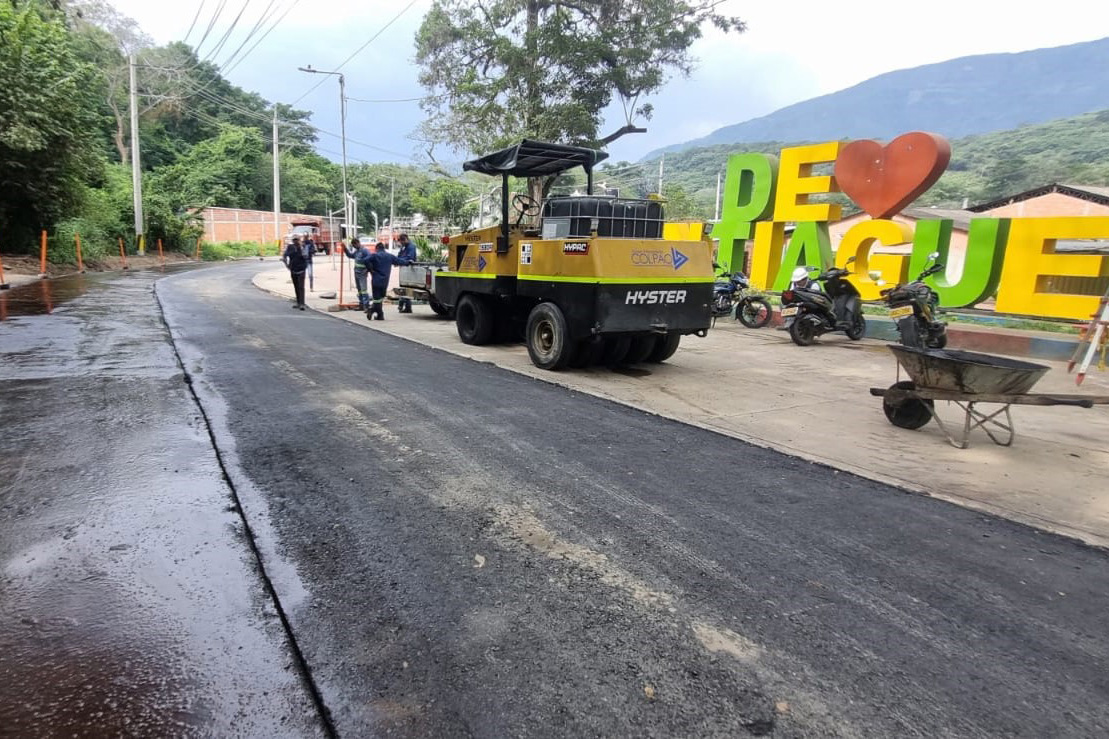 Avanzan a buen ritmo las obras del corredor vial de los Pueblos de Occidente