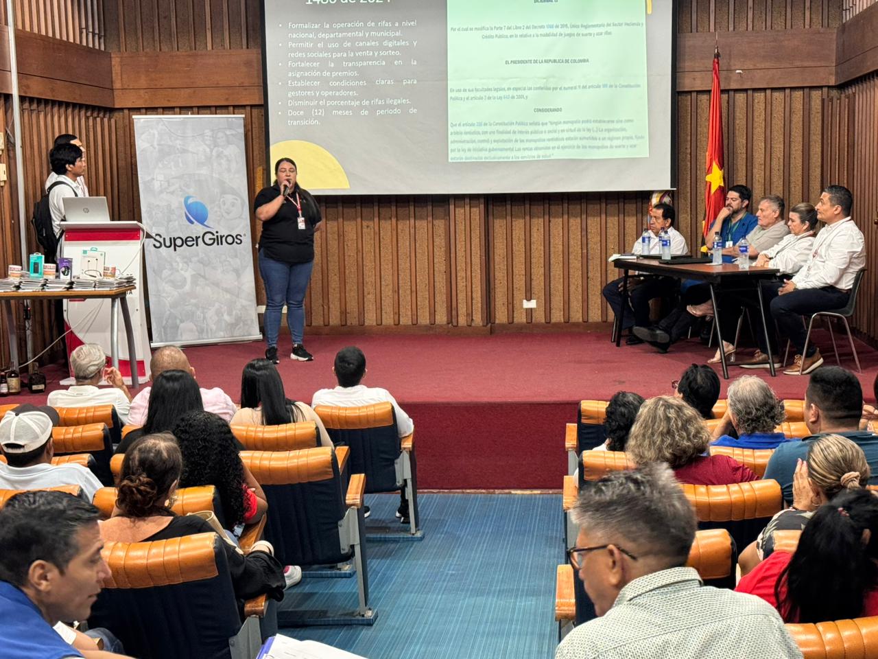 Líderes comunales se capacitan en juegos de suerte y azar en Norte de Santander