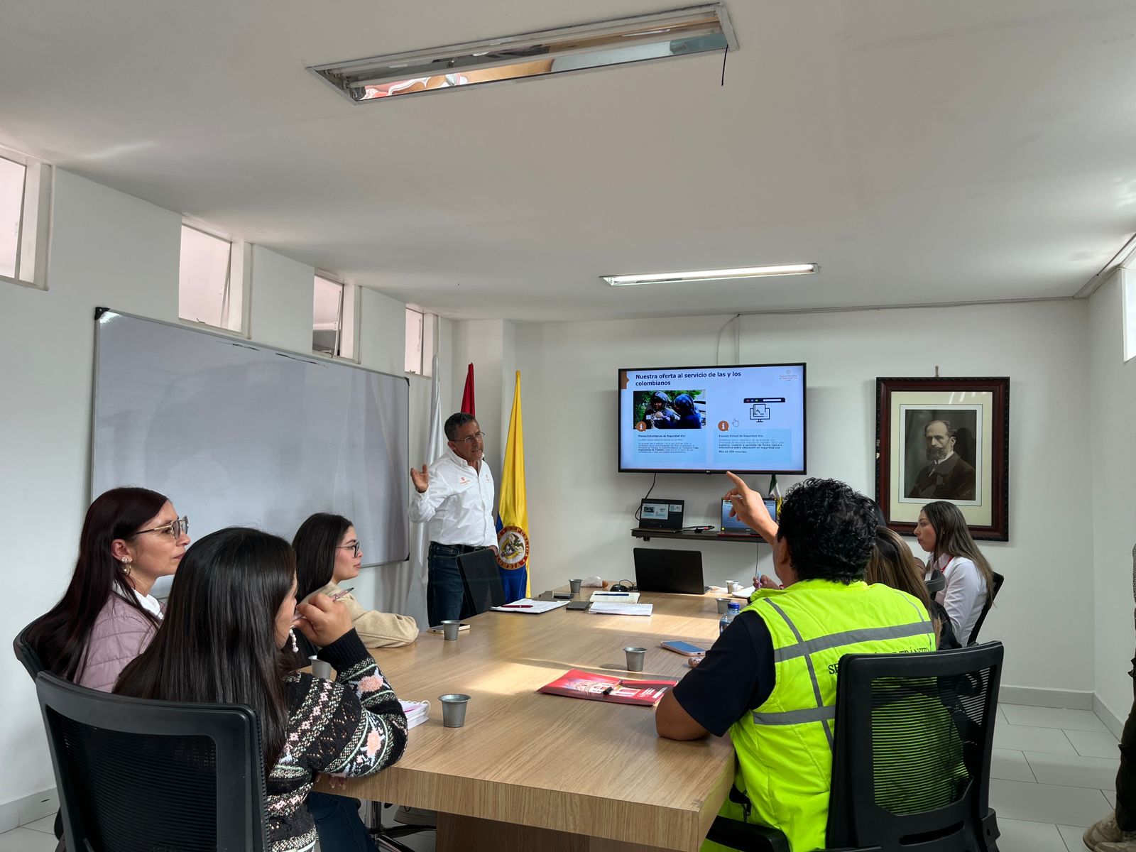 Se fortalece la seguridad vial en Chitagá con instalación del Comité Local