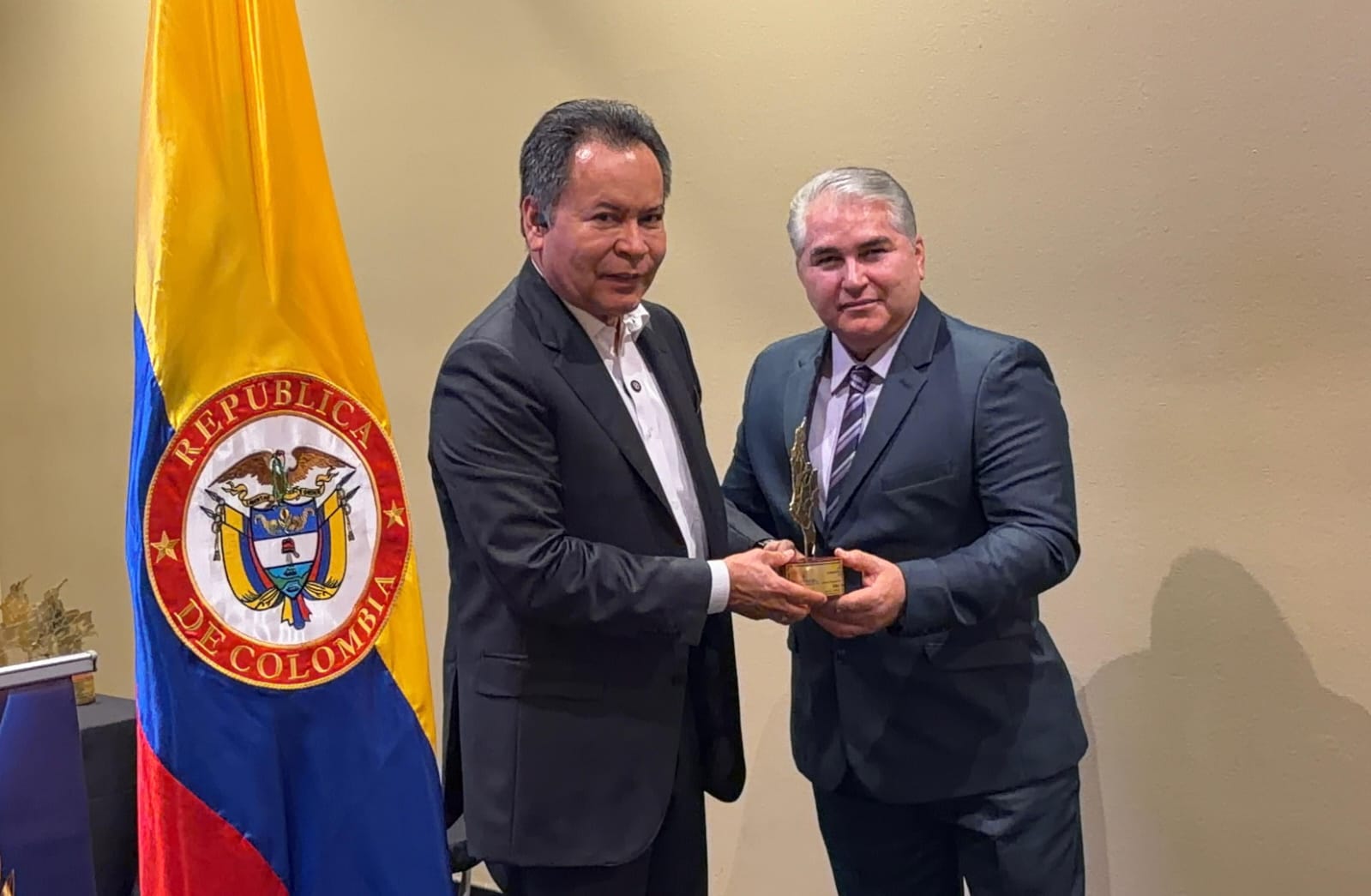 William Villamizar, reconocido a nivel nacional por programa que benefició a más de 19.000 niños en Norte de Santander