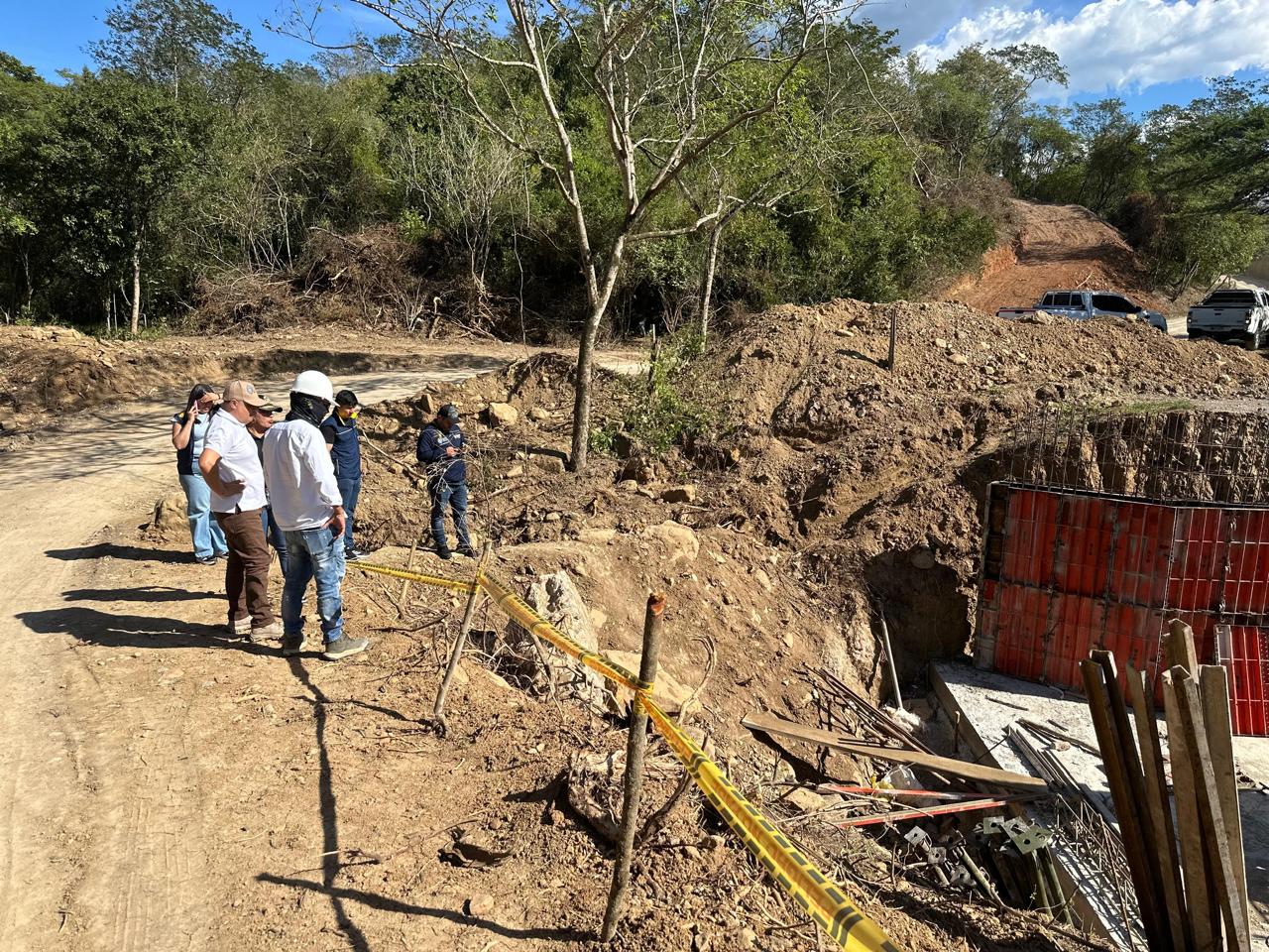 47 kilómetros de vías rurales intervenidos para reducir riesgos en El Zulia y Chitagá