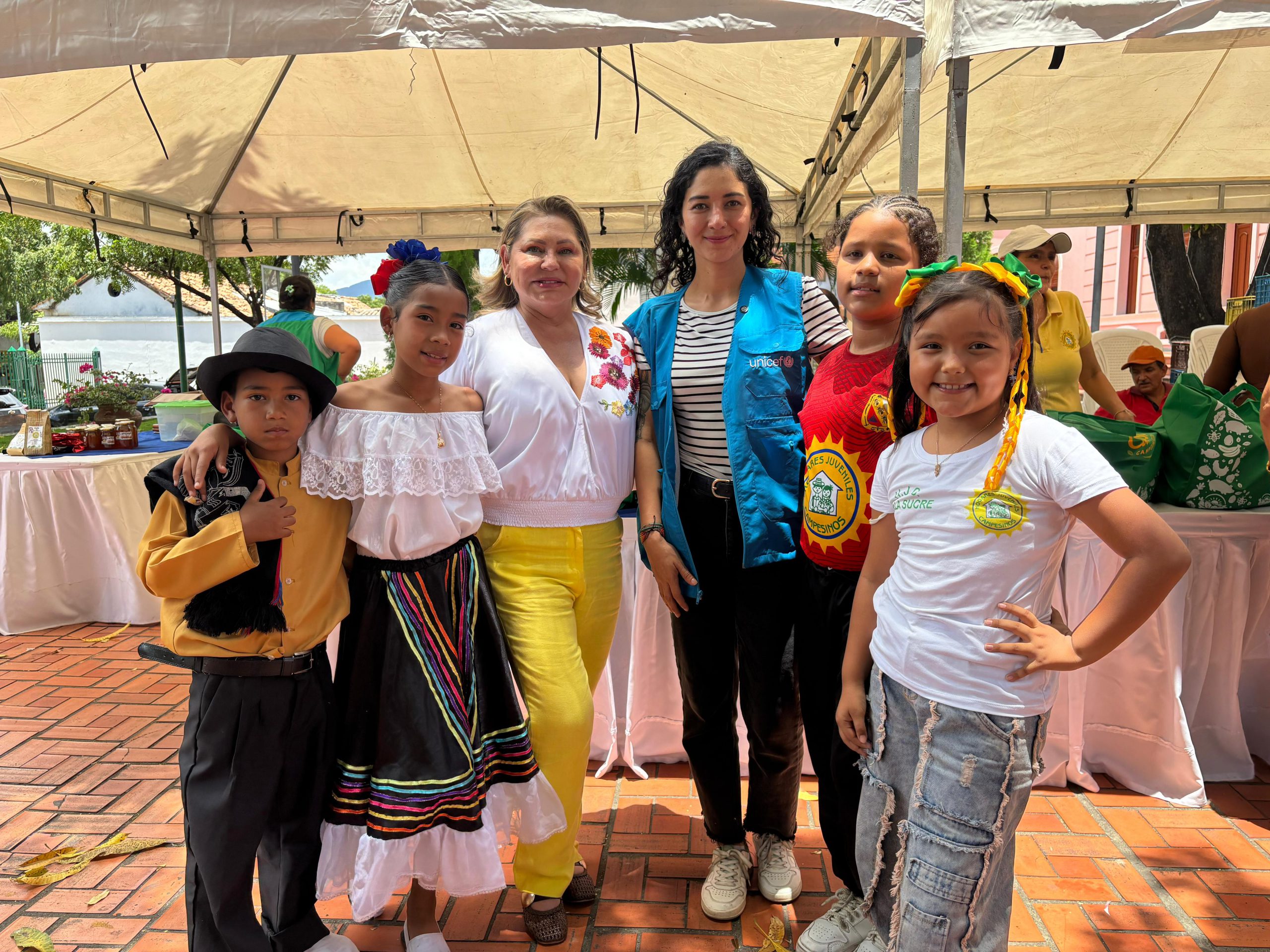Jóvenes de los Hogares Campesinos ya comercializan lo que producen