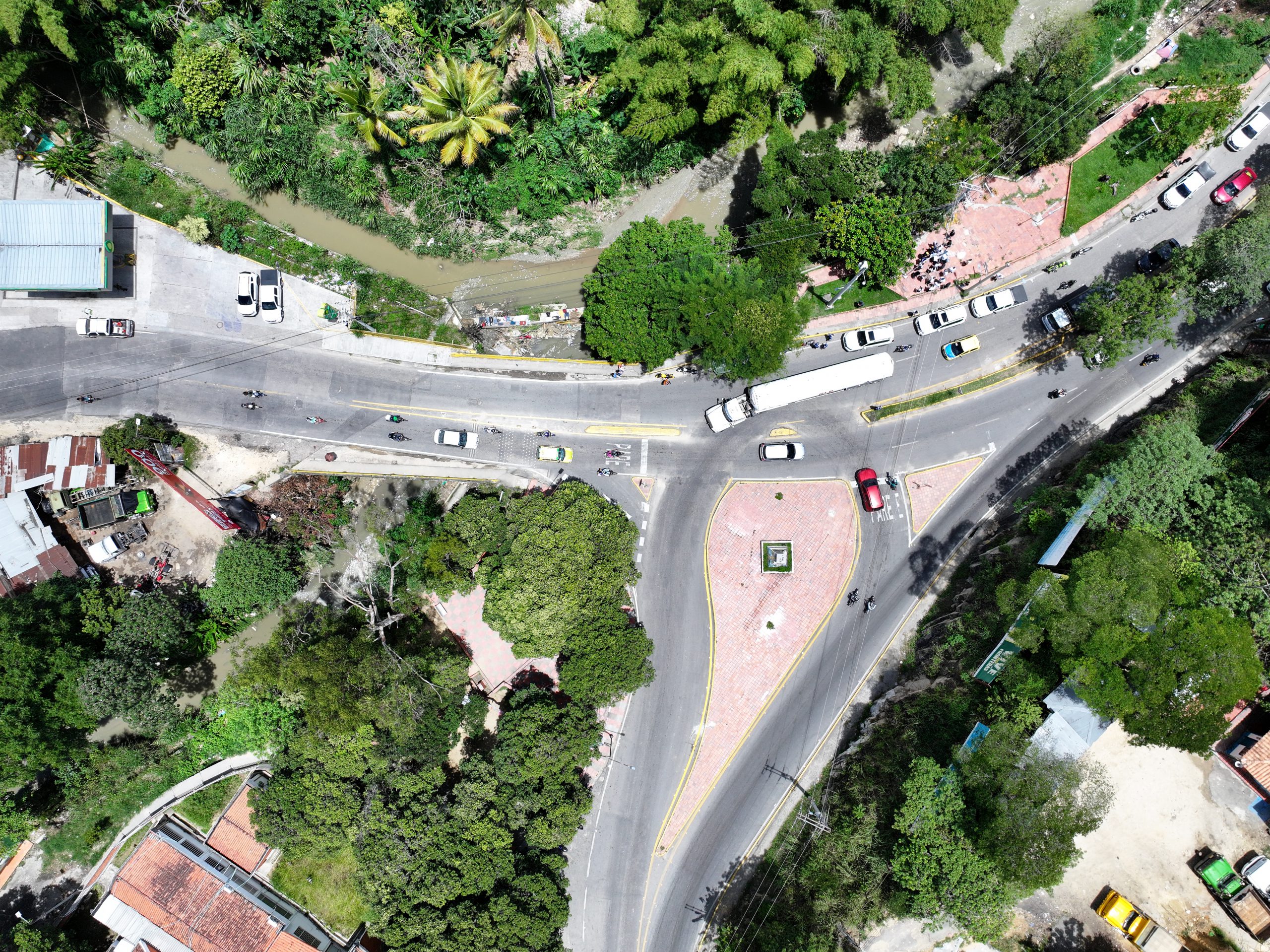 Arrancaron formalmente las obras de la intersección vial de Ocaña